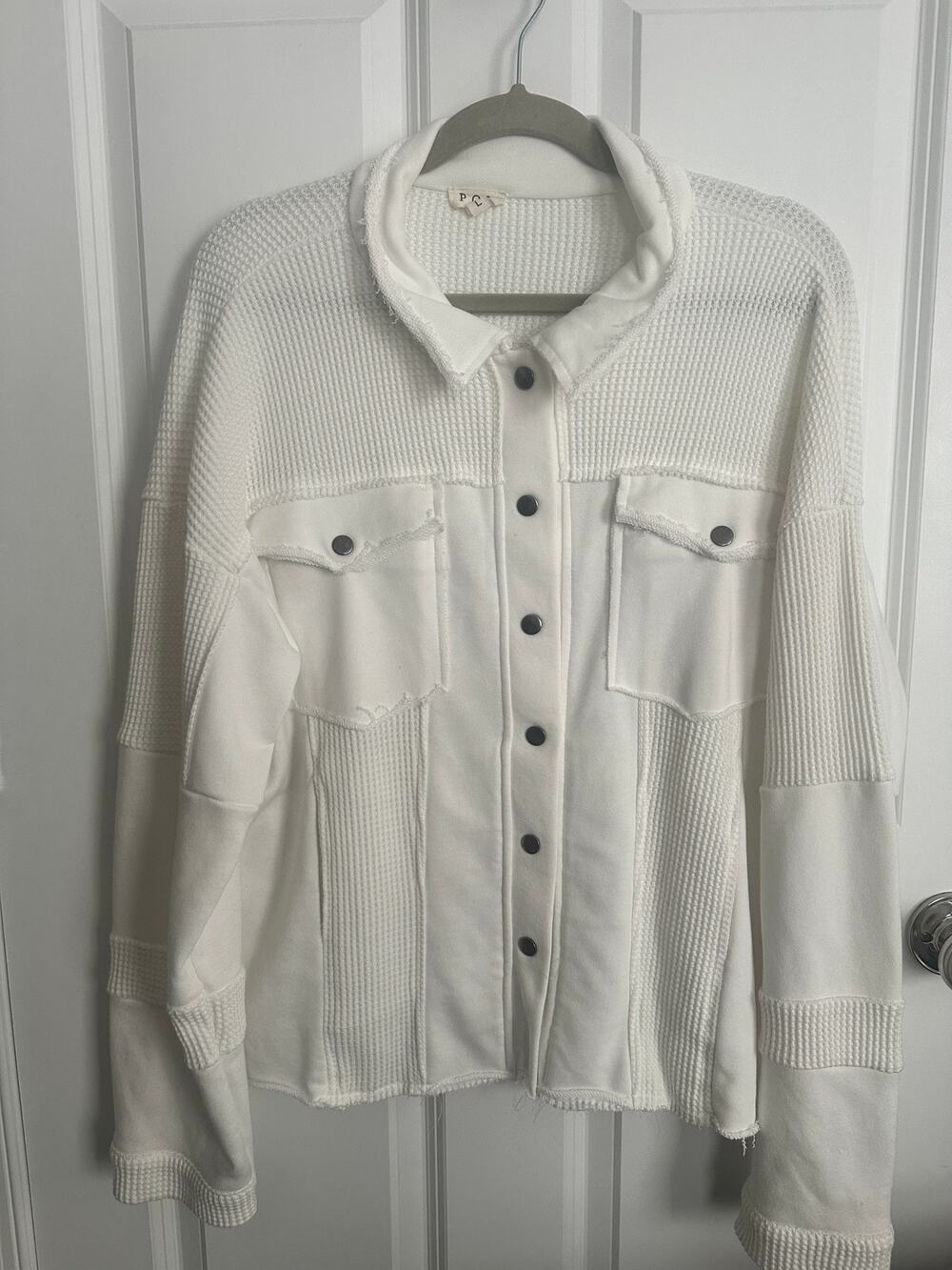 NWOT POL white waffle knit patchwork button-up shirt jacket - Large